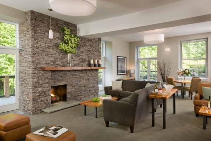 Ledges Hotel Great Room