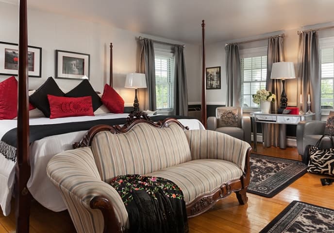 Rabbit Hill Rooms Sterling