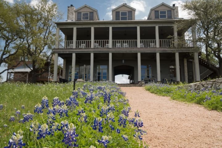 sagehill exterior