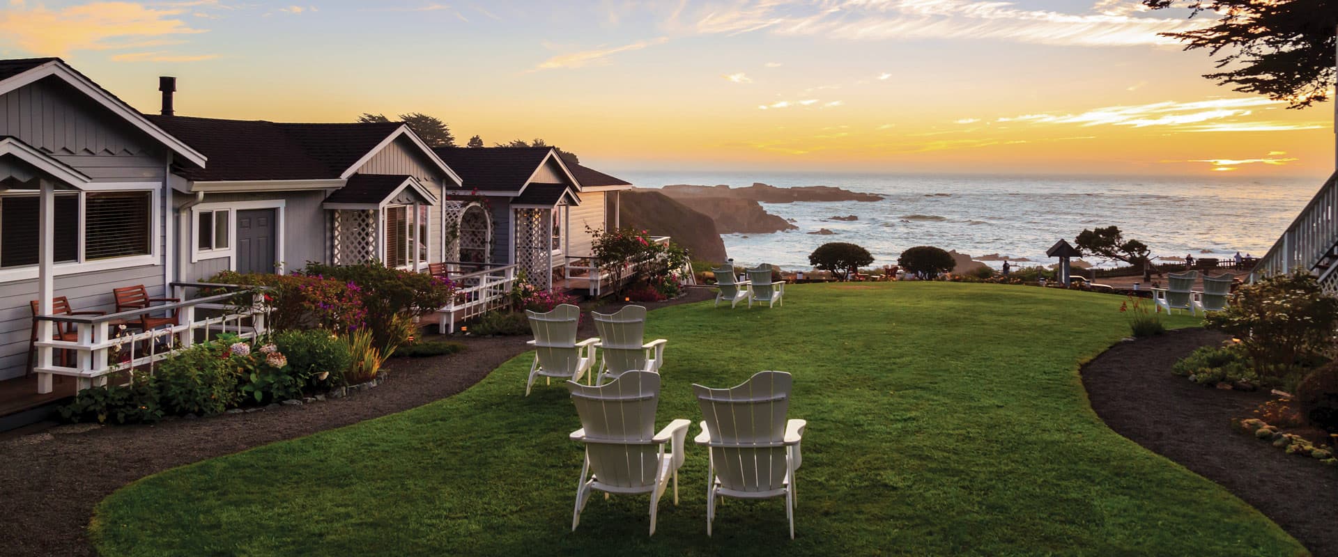 Stunning waterfront views at the Sea Rock Inn in California
