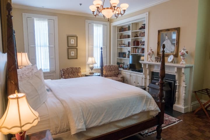 guest room