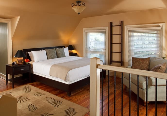 Sayre Mansion Guest Room 3