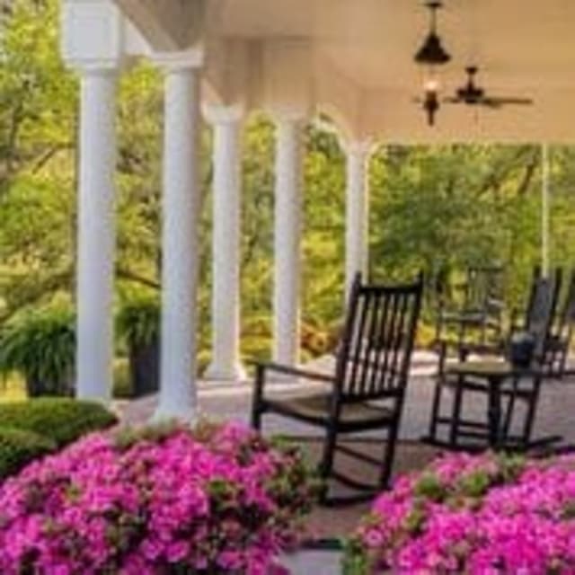 Bed & Breakfast on Tiffany Hill