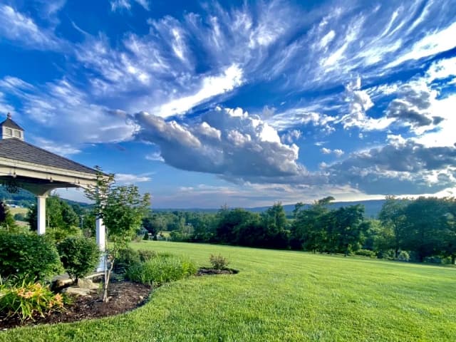 Hidden View Bed & Breakfast