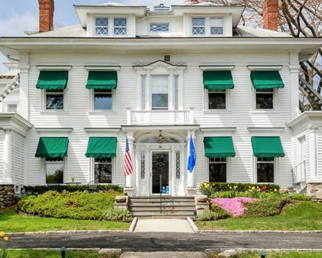 front exterior of inn