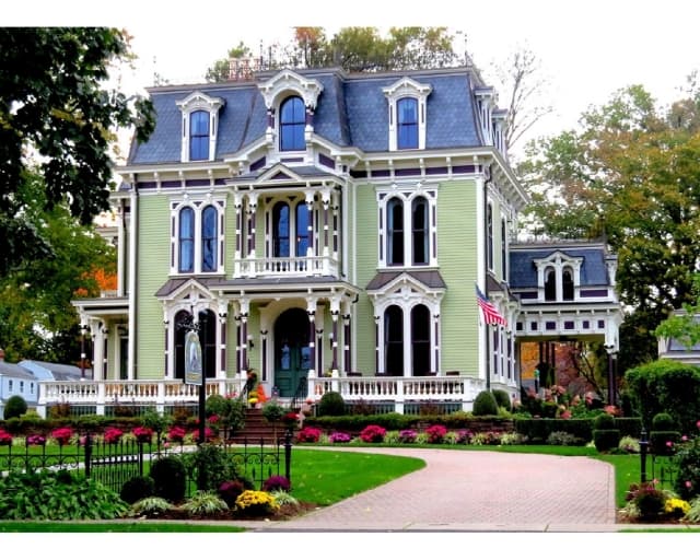 exterior front of inn