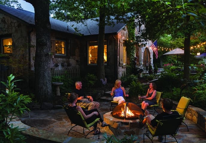 Chanticleer Inn Bed and Breakfast
