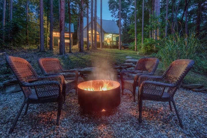 outtdoor firepit