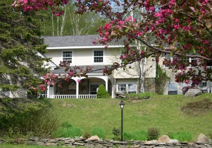 Deerhill Inn