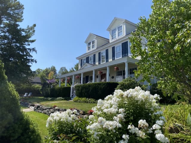 Spouter Inn Bed and Breakfast