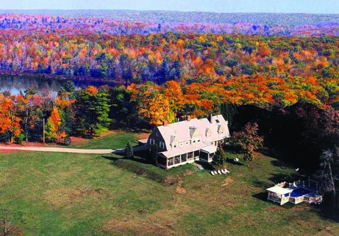 Inn at Lake Joseph