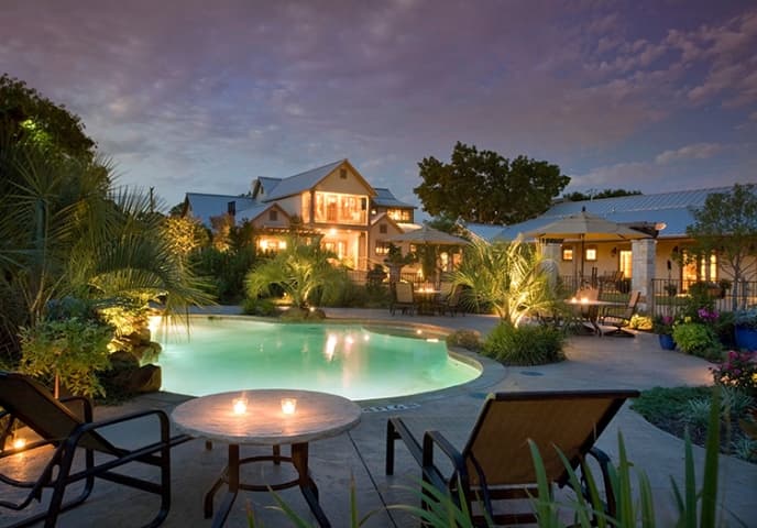 Inn on Lake Granbury a Boutique Hotel