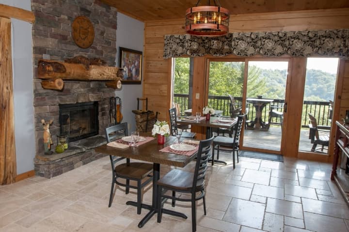 Lazy Bear Lodge