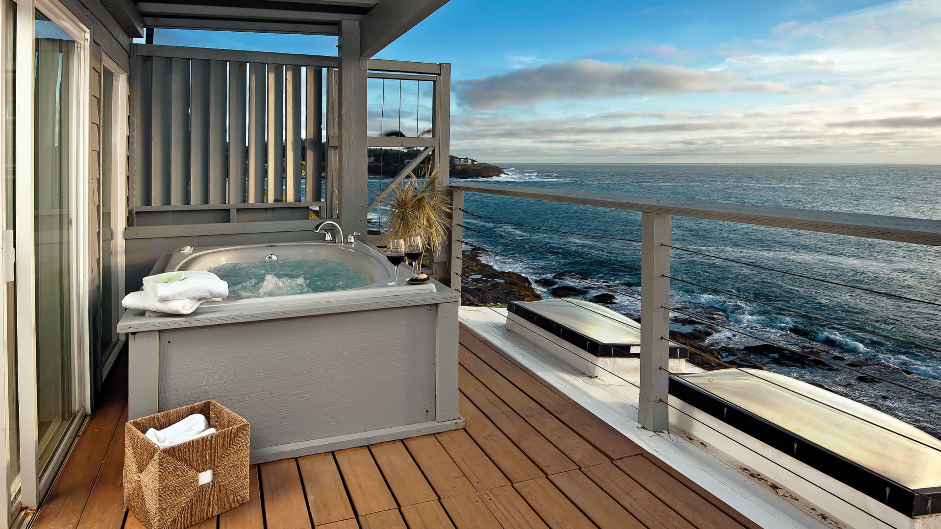 Channel House is a beachfront property in Depoe Bay, Oregon