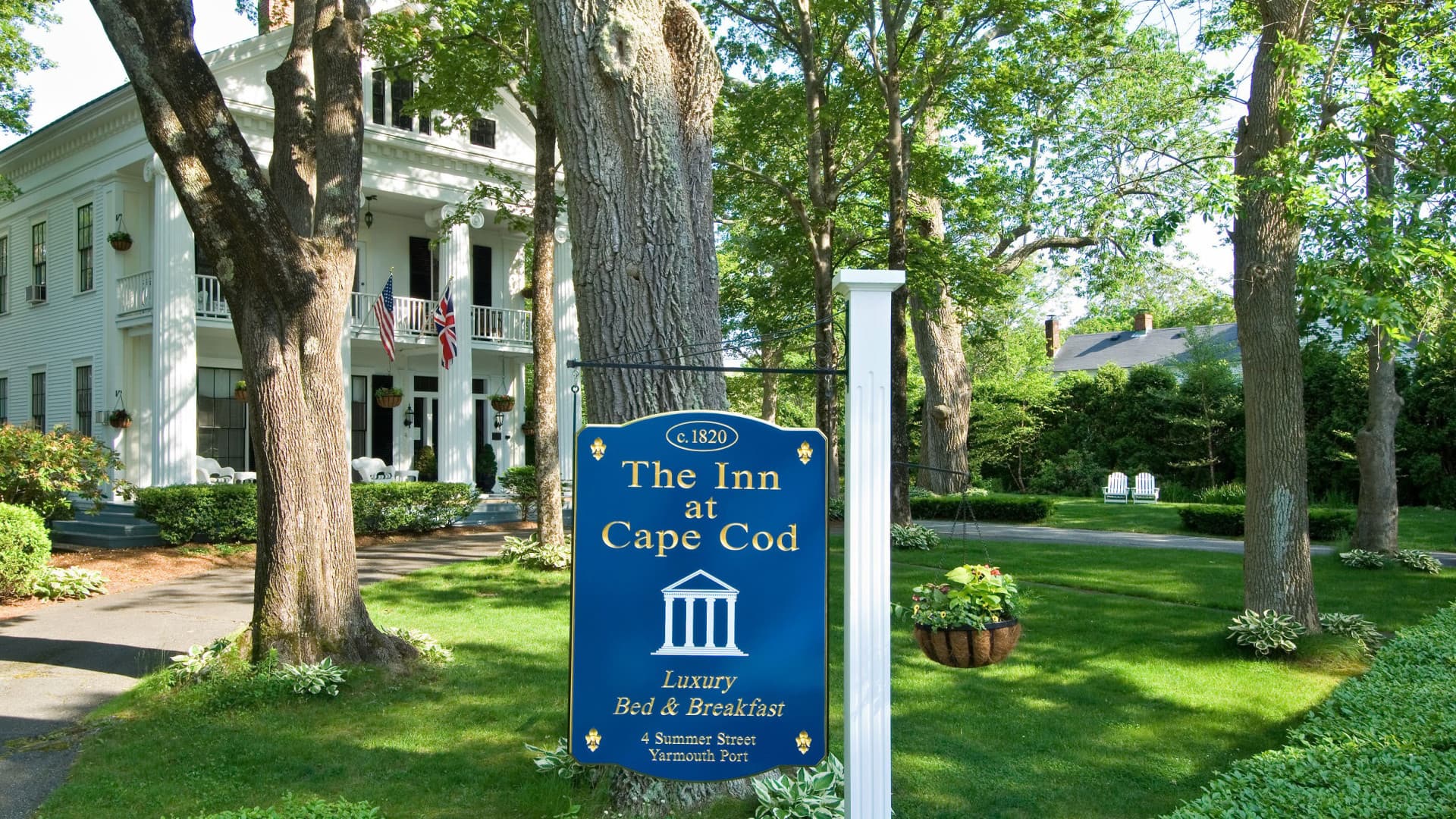 The Inn at Cape Cod is a coastal property in Yarmouth, Massachusetts