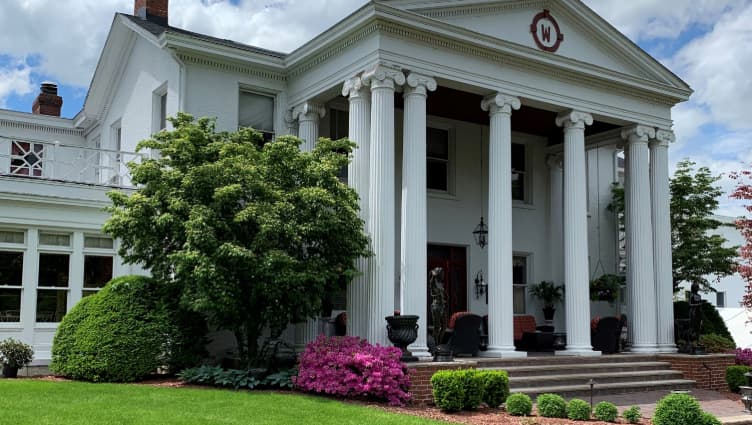 The front of A Country Inn
