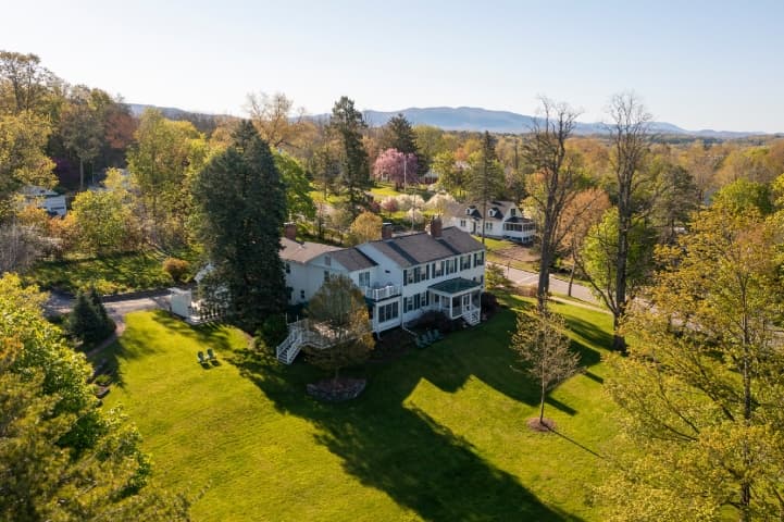 Swift House Inn
