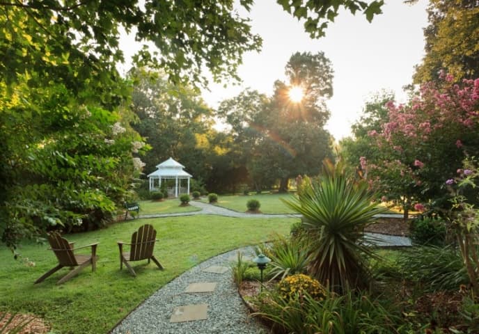Arrowhead Inn Bed and Breakfast