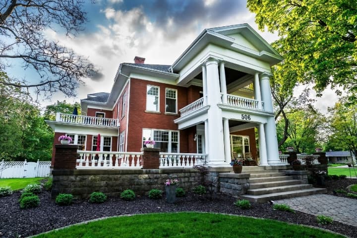 The Nordic Pineapple Bed and Breakfast