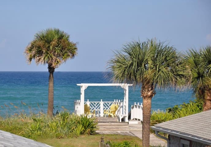 Windemere Inn by the Sea Bed and Breakfast