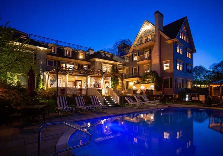 Balance Rock Inn