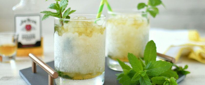 Mint julep cocktails in a frosted glass