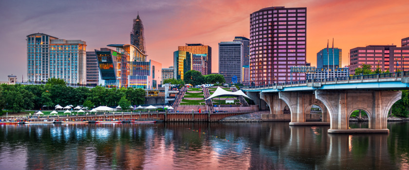 The skyline of Hartford, Connecticut at night.