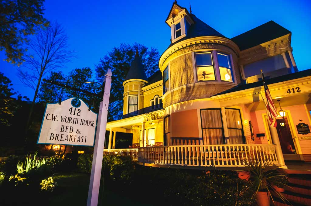 C.W. Worth House Bed and Breakfast exterior at night
