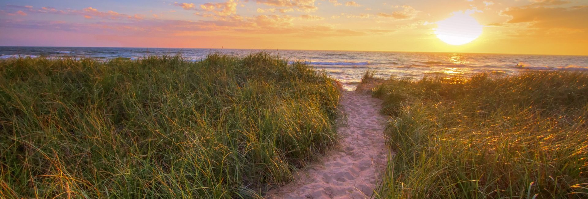 A Dozen Hidden Travel Gems In Michigan | Select Registry