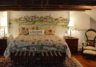 bedroom at richard johnstonn inn 