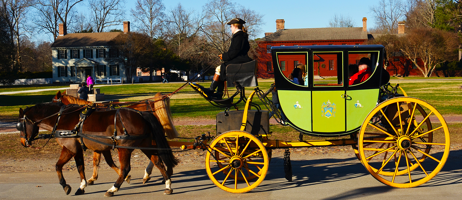 How to Spend an Afternoon at the Williamsburg Historic District Select Registry