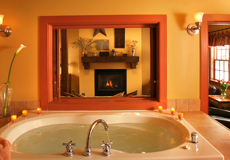 whirlpool tub for two at woolverton inn