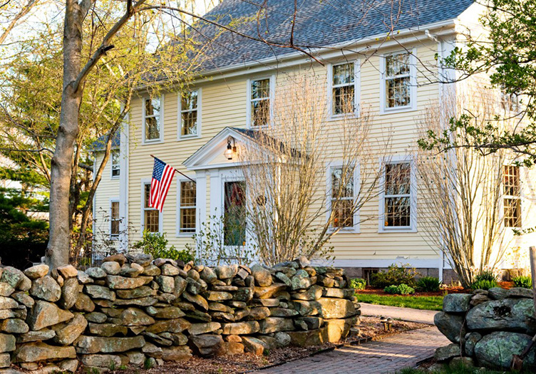 Stonecroft Country Inn Bed & Breakfast