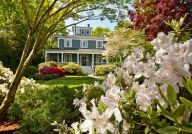 Captain's manor inn vacation rental property falmouth cape cod