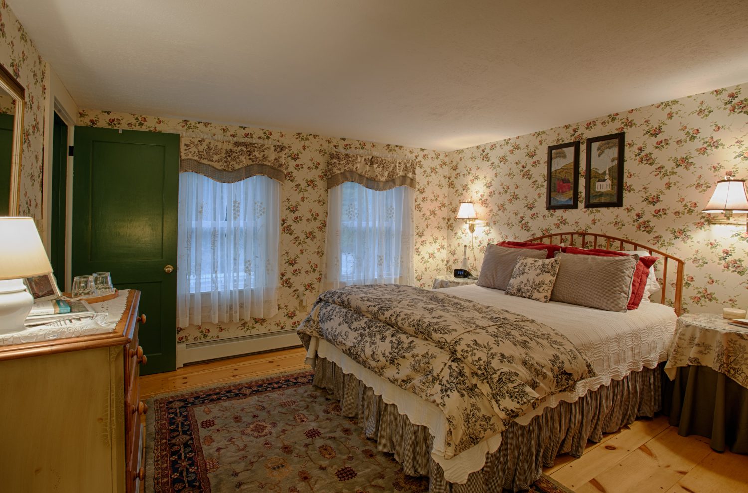 Buttonwood Deluxe Plus with room for 4 Buttonwood Deluxe Plus with room for 4
