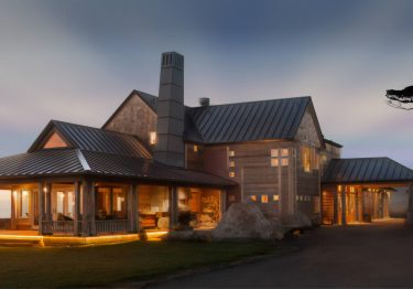 exterior of the Inn at Newport Ranch
