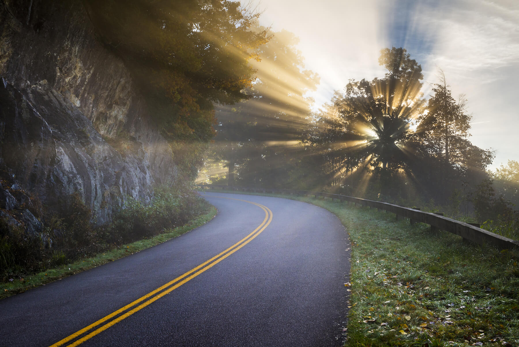 From Vineyards to Waterfalls: Map out Your Blue Ridge Parkway Road Trip