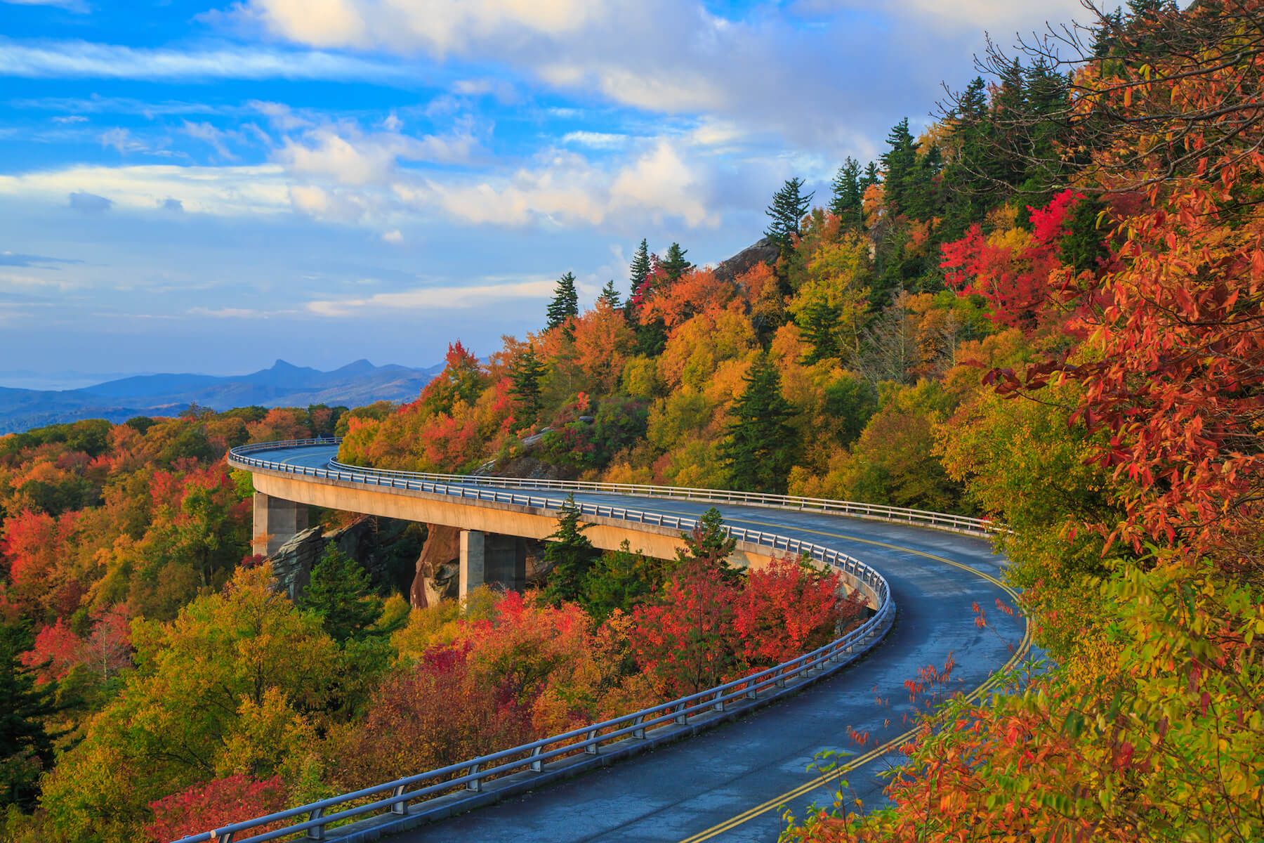 Linn Cove Viaduct Blue Ridge Parkway Fall (1)