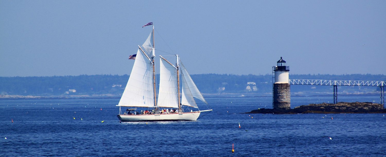 Schooner Eastwind under sail