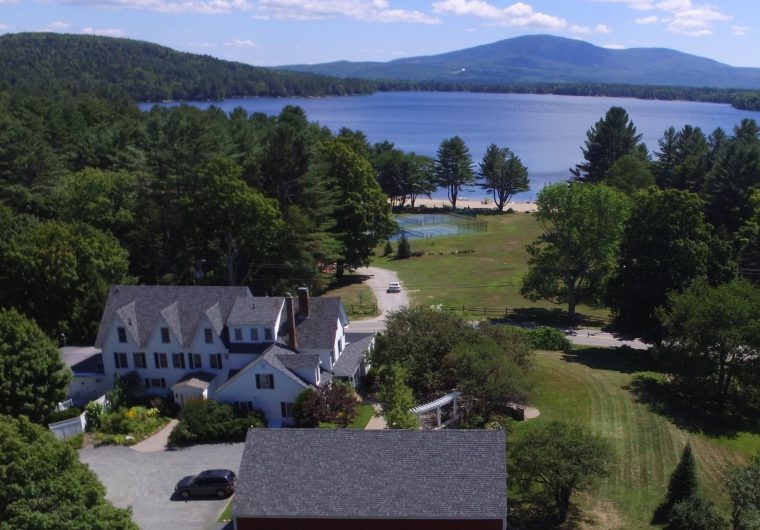 Inn at Pleasant Lake exterior