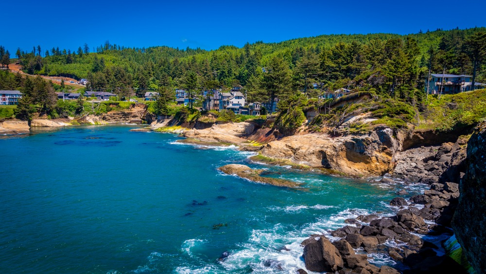 A beautiful view of the coastline in Depoe Bay on the Oregon Coast