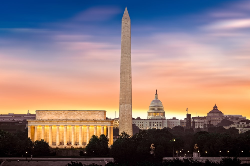 Enjoy the beautiful skyline in Washington DC, and stay at the best place to stay in Washington DC in 2022
