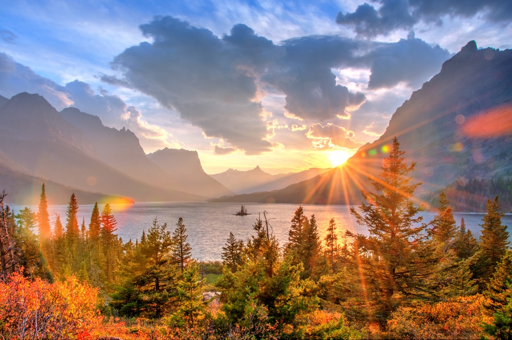 Beautfiul views of St Mary's lake, located near one of the best places to stay near Glacier National Park