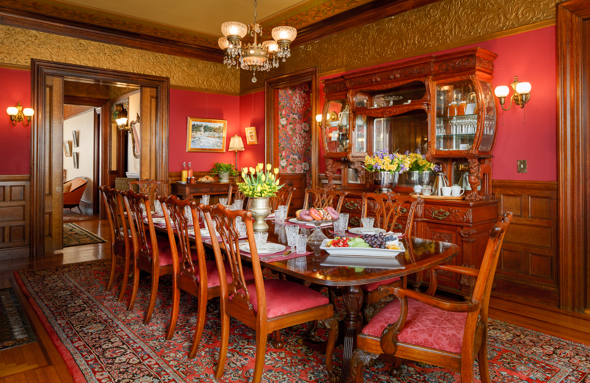 Lady Mary Inn dining room